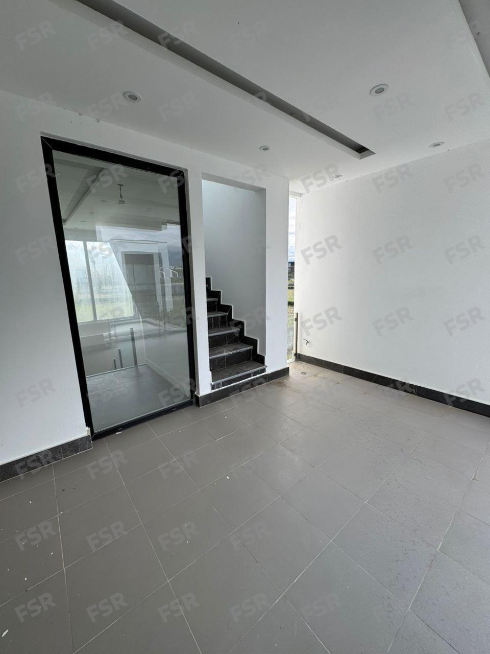 ویلا دوبلکس