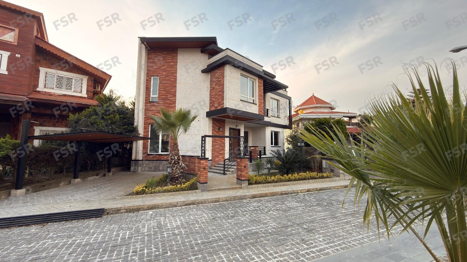 ویلا شهرکی دوبلکس نوساز