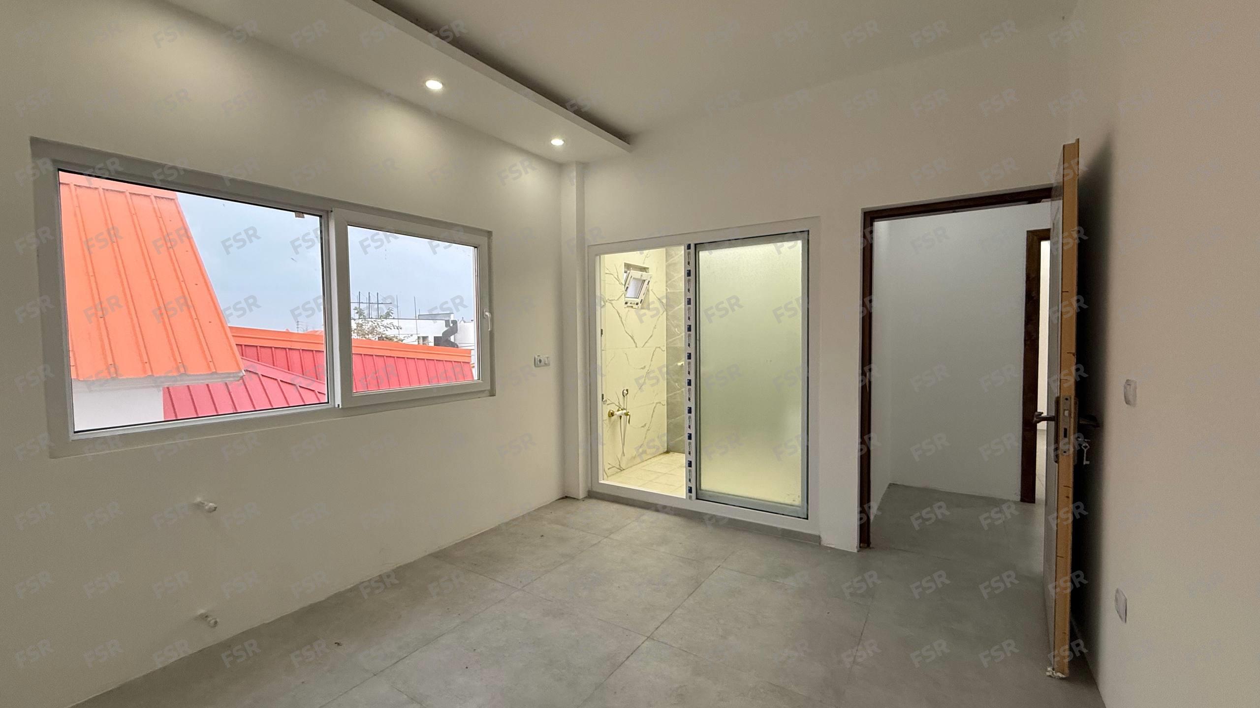 ویلا 270 متری استخردار