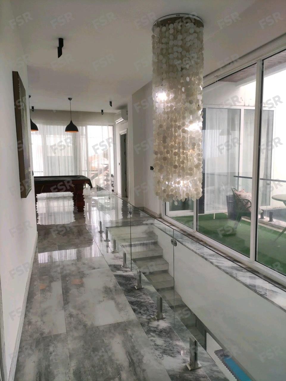 ویلا دوبلکس جنگلی