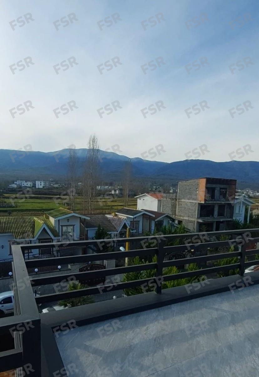 ویلا دوبلکس با روف گاردن