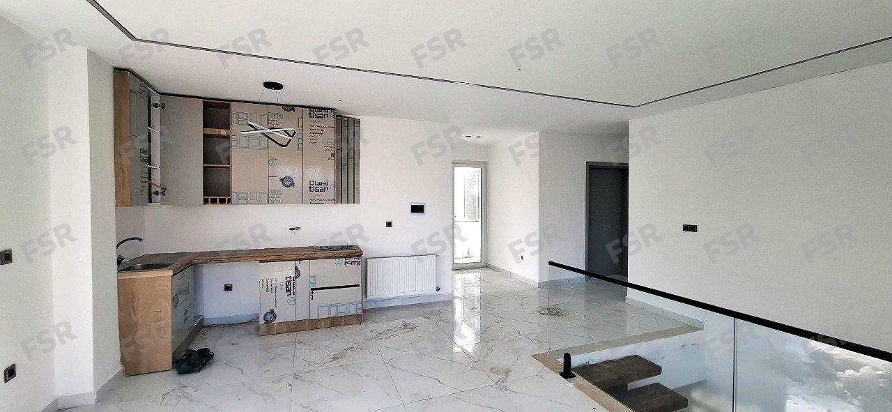 ویلا 230 متری نوساز