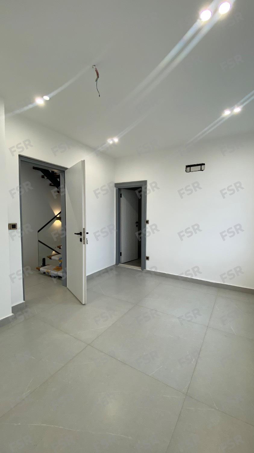 ویلایی تریبلکس
