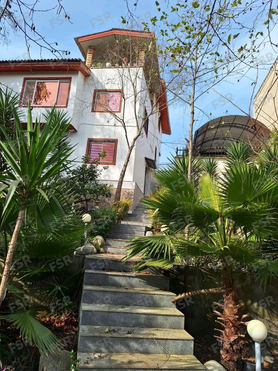 ویلا دوبلکس جنگلی 