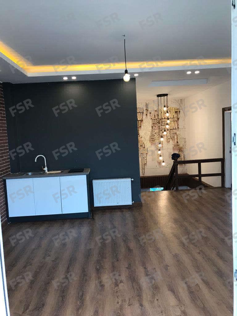 ویلا دوبلکس جنگلی