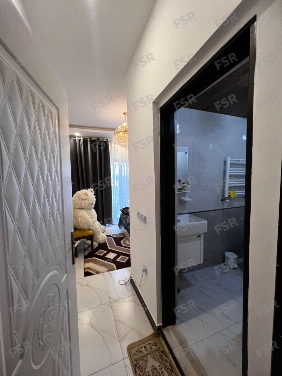 ویلا نیم پلوت شهرکی