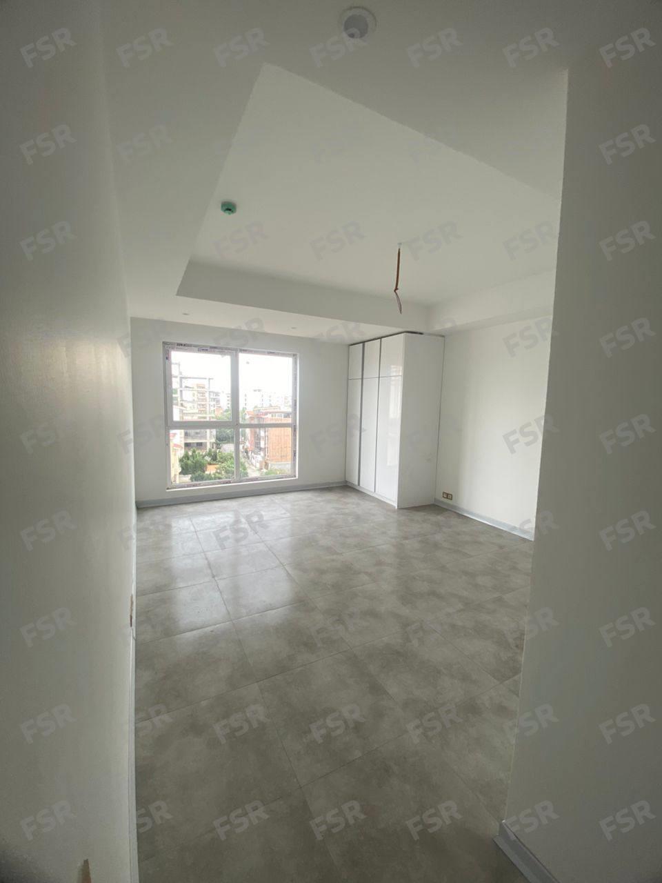 آپارتمان فول امکانات