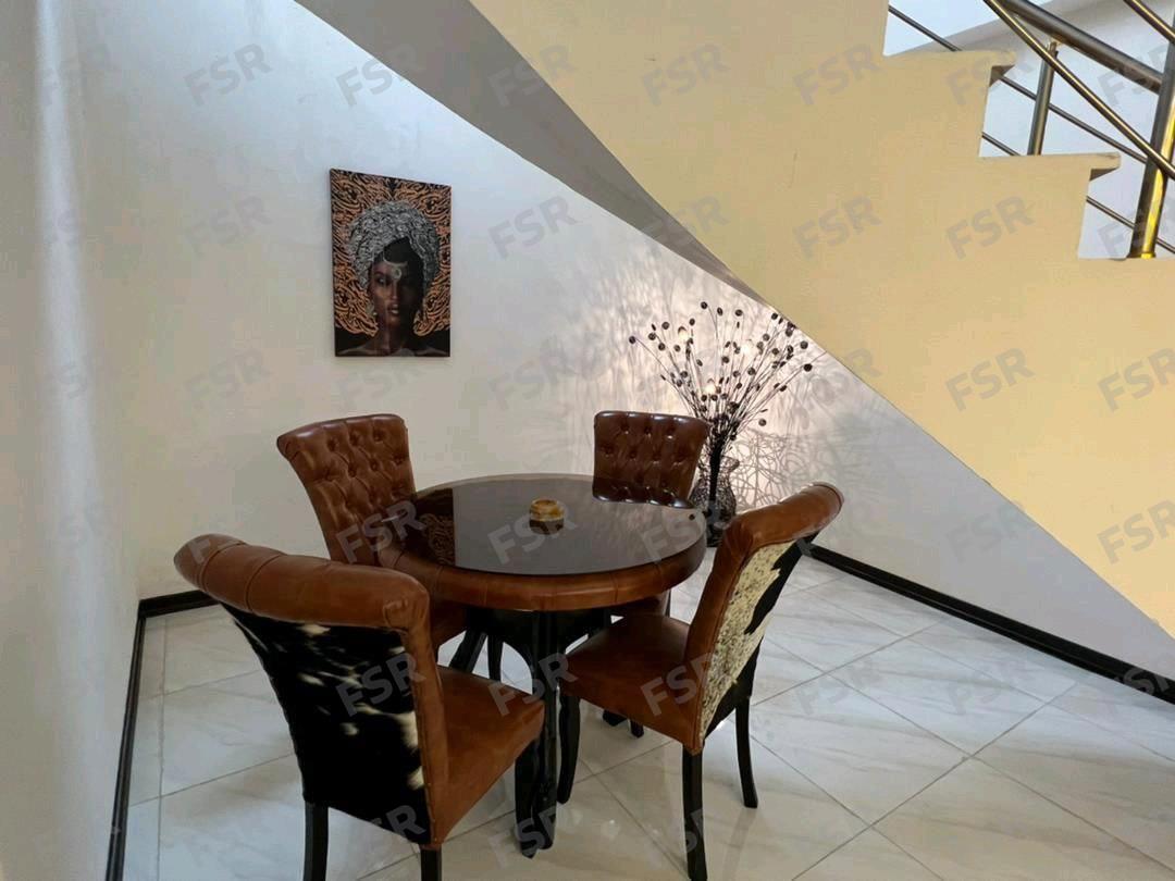 ویلا 300 متری