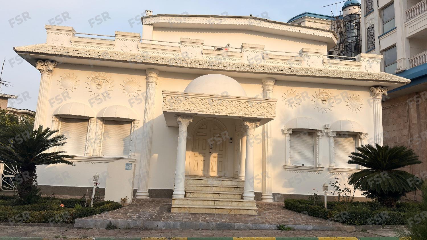 ویلا شهرکی کوه نور دوبکس