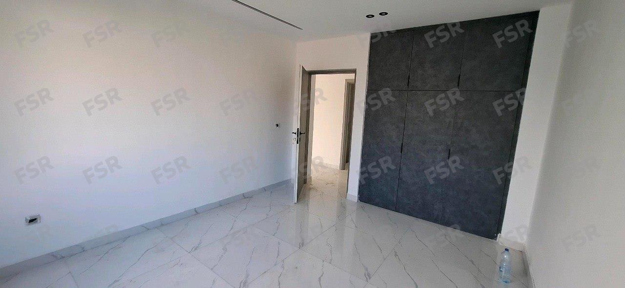 ویلا 230 متری نوساز