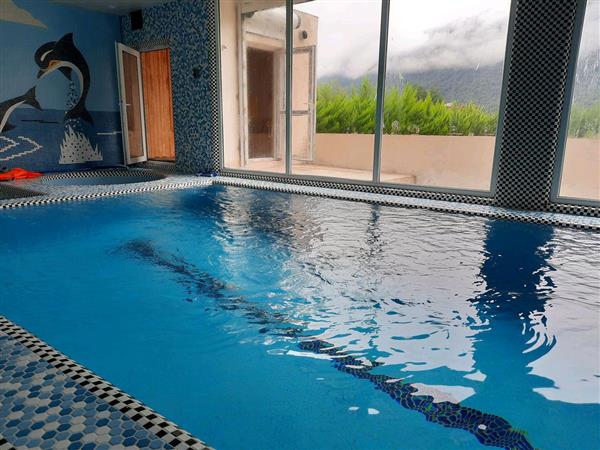 ویلا استخردار