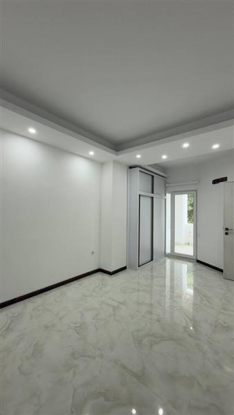 فروش آپارتمان حیاط دار 