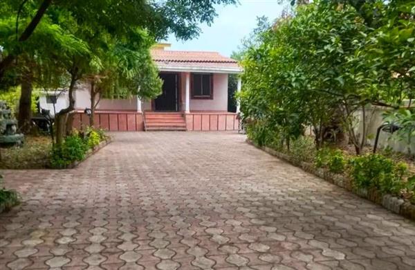 ویلای فلت حیاط دار