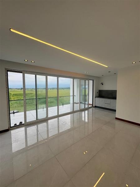 ویلا با ویو دشت