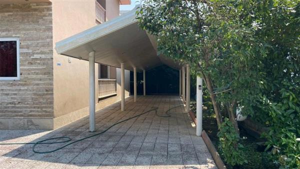 ویلای محوطه سازی شده