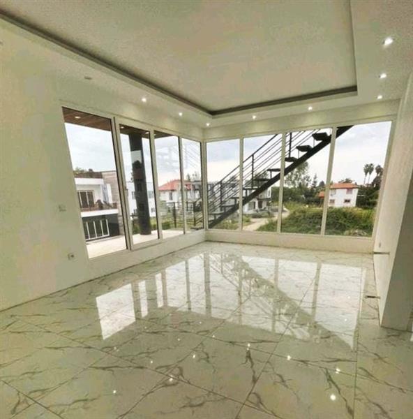 ویلا دوبلکس شهرکی