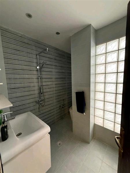 ویلا با محوطه زیبا