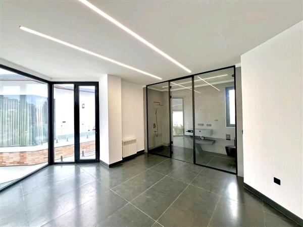 ویلا استخردار جنگلی