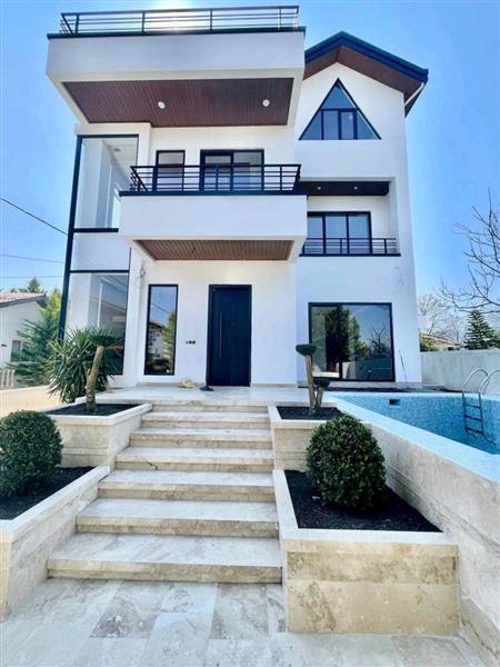 ویلا تریبلکس استخردار