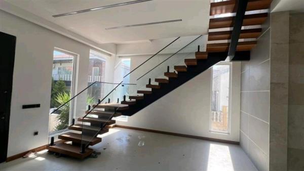 ویلا تریبلکس استخردار