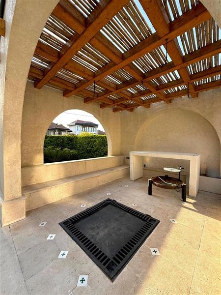 ویلا استخردار