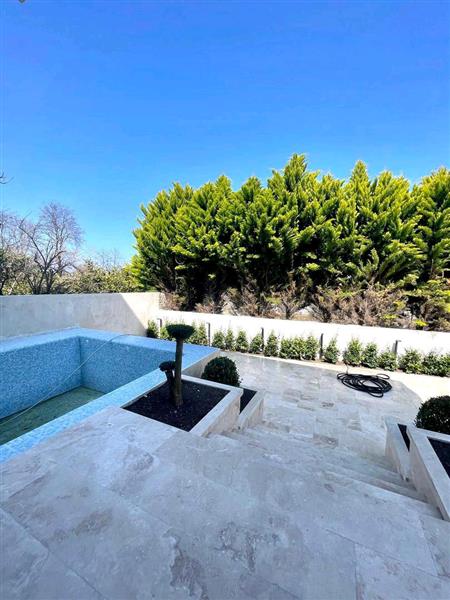 ویلا تریبلکس استخردار