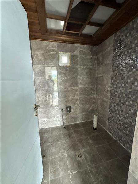 ویلای شهرکی با نگهبانی