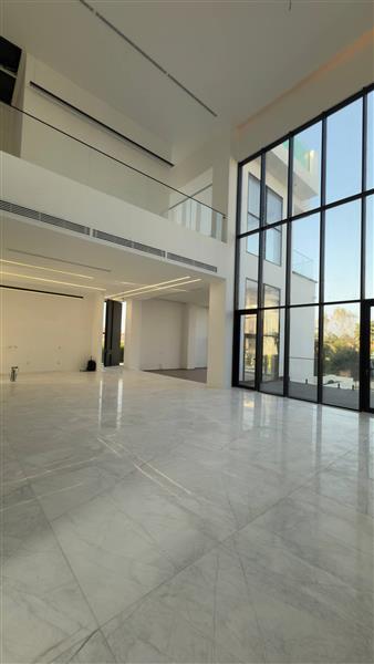 ویلا دوبلکس نوساز استخردار 