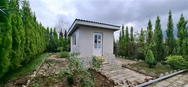 زمین 400 متری