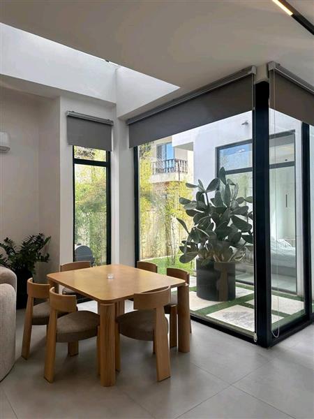 ویلا لاکچری استخردار