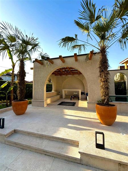 ویلا استخردار