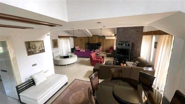 ویلای محوطه سازی شده