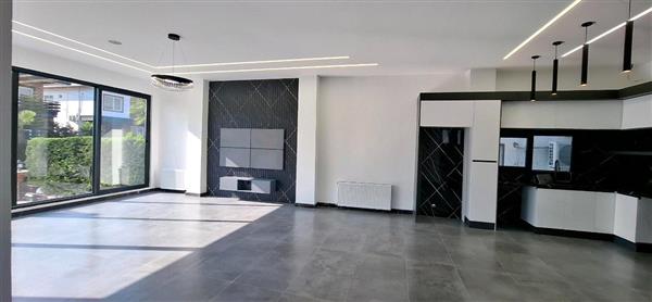 ویلا دوبلکس مدرن