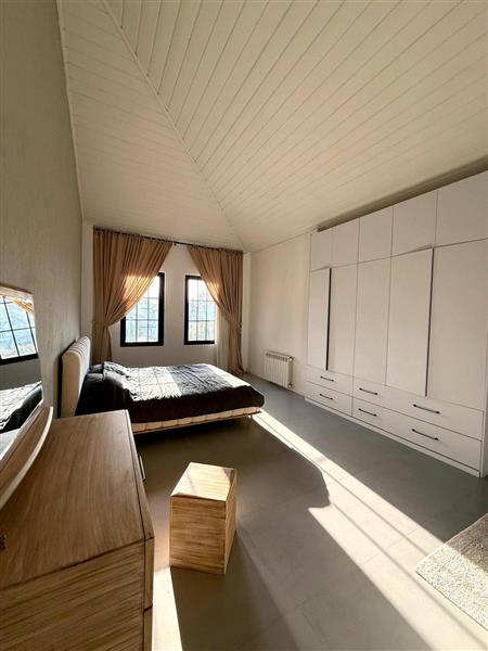 ویلا استخردار