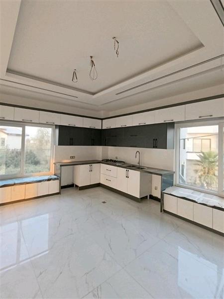 ویلا تریبلکس نوساز