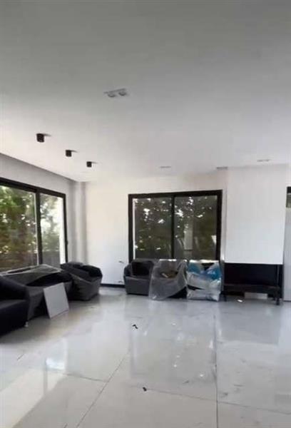 ویلای تریپلکس نما مدرن 