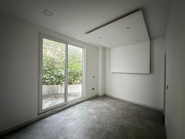 ویلا شهرکی شیک