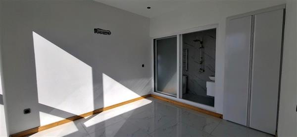 ویلا 320 متری شهرکی 