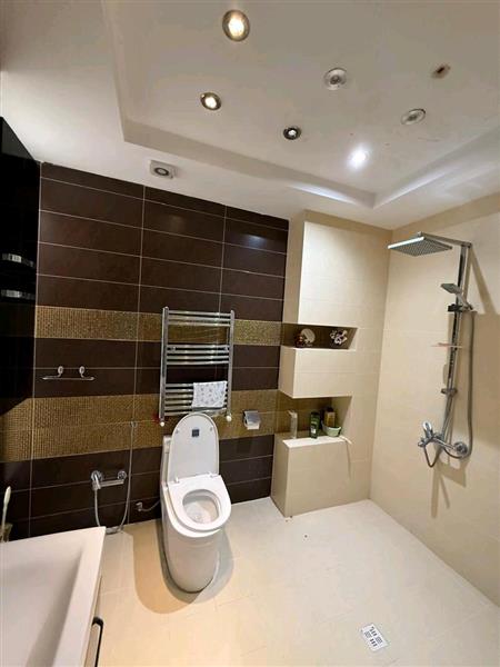 ویلا با محوطه زیبا