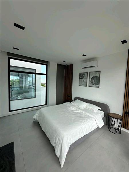 ویلا لاکچری استخردار