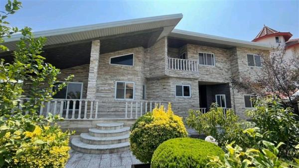 ویلای محوطه سازی شده