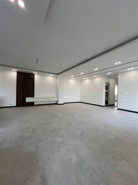 آپارتمان نوساز 125 متری