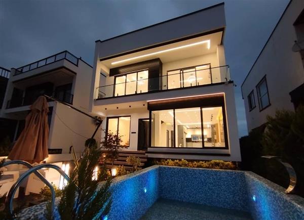 ویلا دوبلکس شهرکی