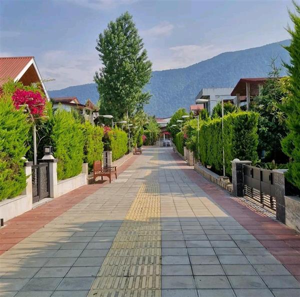 ویلا در یک شهرک زیبا