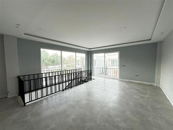 ویلا شهرکی شیک