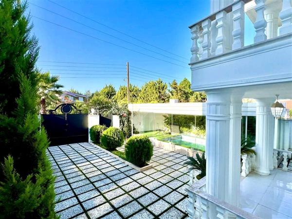 ویلا استخردار شیک