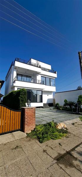 ویلا دوبلکس مدرن