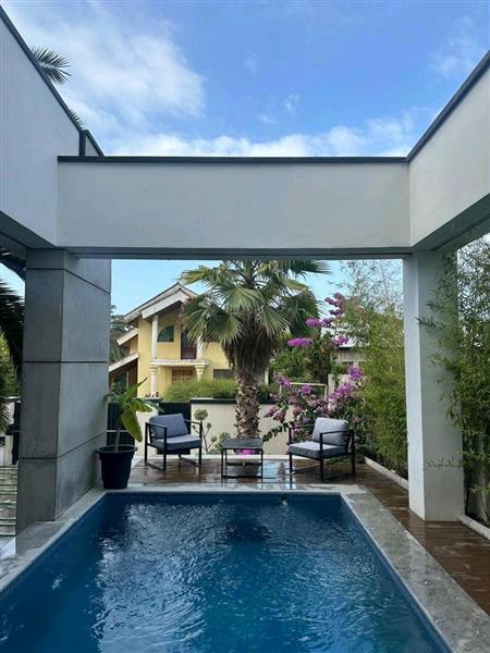 ویلا لاکچری استخردار