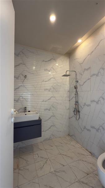 آپارتمان با ویو دریا