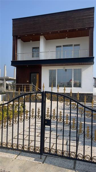 ویلا شهرکی با مدارک کامل